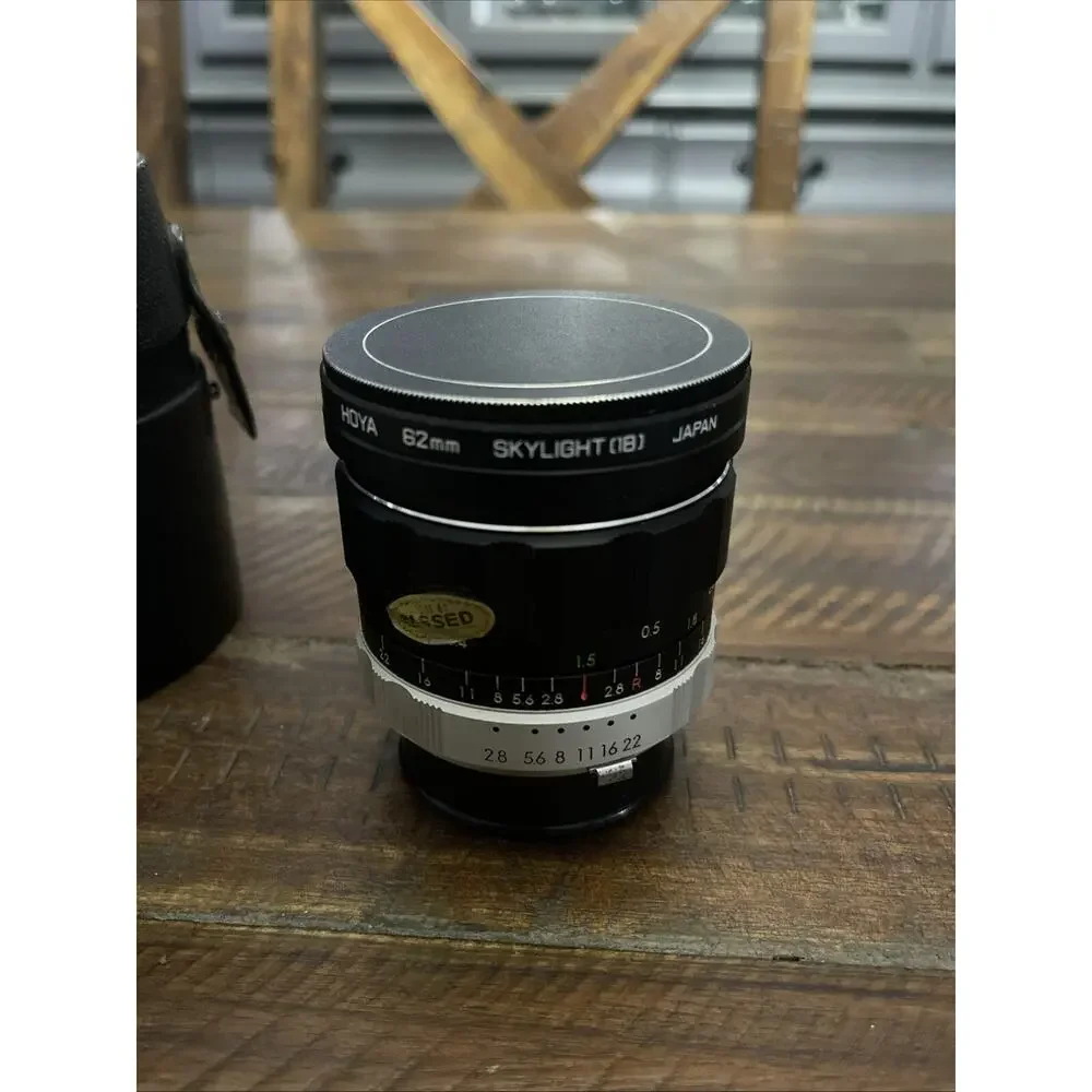 SOLIGOR Wide Auto 28mm f/2.8 Camera Lens W/ Hoya 62mm Skylight (1B) Japan